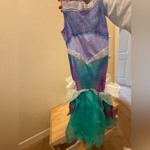 Disney Girls Mermaid Costume - Teal, Purple, Blue size medium 7/8